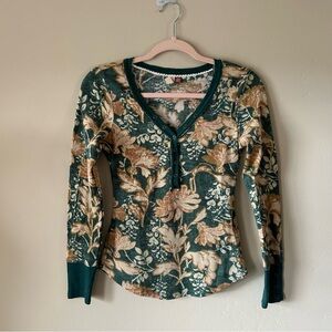 NWOT Pilcro Anthropologie Floral and Green Henley Long Sleeve Top